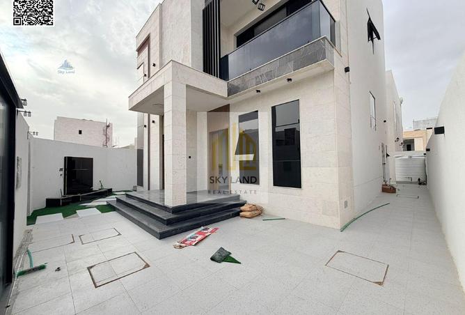 73843137 - Property Image 3