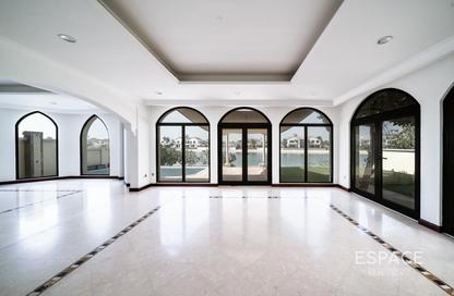 Villa - 4 Bedrooms - 5 Bathrooms for sale in Garden Homes Frond M - Garden Homes - Palm Jumeirah - Dubai