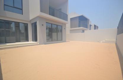 Townhouse - 4 - 5 for rent in Jebel Ali Village - Jebel Ali - Dubai