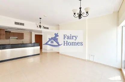 Apartment - 1 Bedroom - 2 Bathrooms for rent in Burj Al Nujoom - Downtown Dubai - Dubai