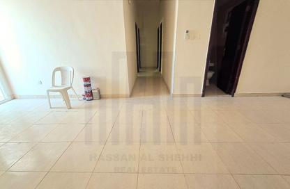 Apartment - 2 - 3 for rent in Fire Station Road - Muwaileh - Sharjah