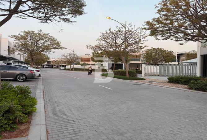 121982217 - Property Main Image