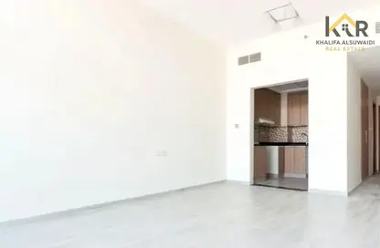Apartment - Studio - 1 Bathroom for rent in Z1 Tower - Majan - Dubai Land - Dubai