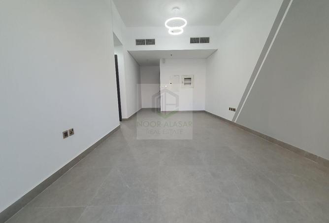 119744363 - Property Image 3