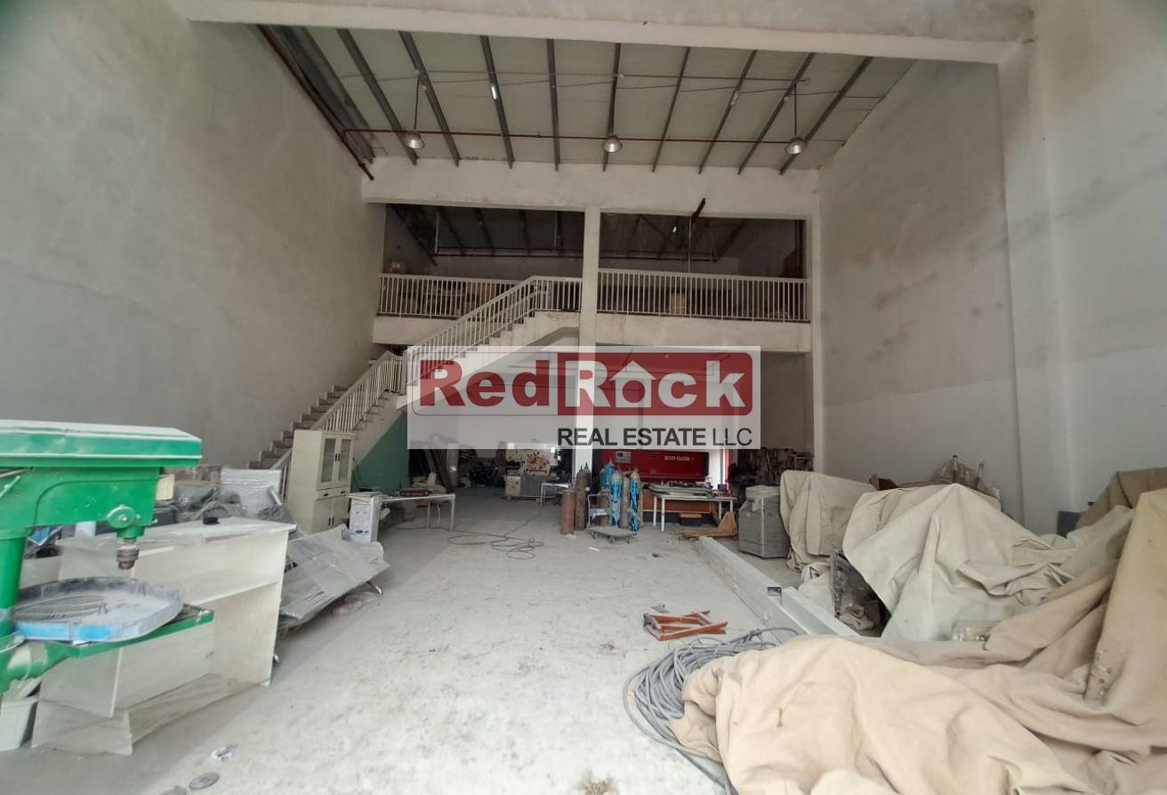 Road Facing Warehouse with Open Yard at 30/Sqft