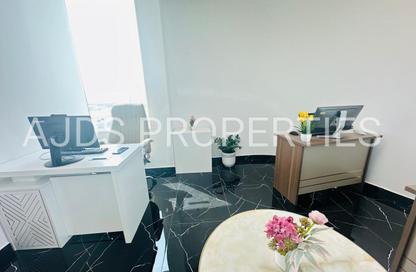 Office Space - Studio - 1 Bathroom for rent in Fatima Mohammad Ahmad Bin Suleiman Building - Al Raffa - Bur Dubai - Dubai