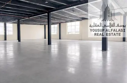 مستودع - استوديو - 1 حمام للبيع في أم الثعوب - أم القيوين