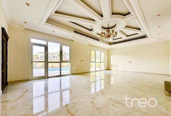 54942170 - Property Image 2