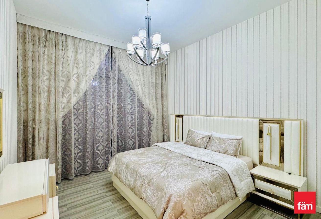 Fully Furnished Premium Building Ready To Move In photo 8