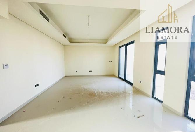 67444609 - Property Main Image