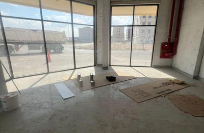 Shop - Studio - 1 Bathroom for rent in AlFalah - Muwaileh Commercial - Sharjah