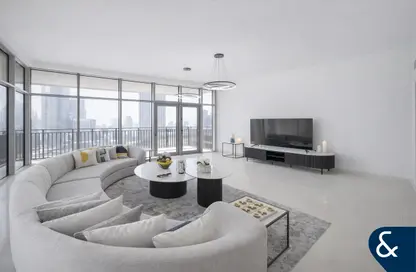 Apartment - 3 Bedrooms - 4 Bathrooms for sale in Boulevard Crescent Tower 1 - BLVD Crescent - Downtown Dubai - Dubai