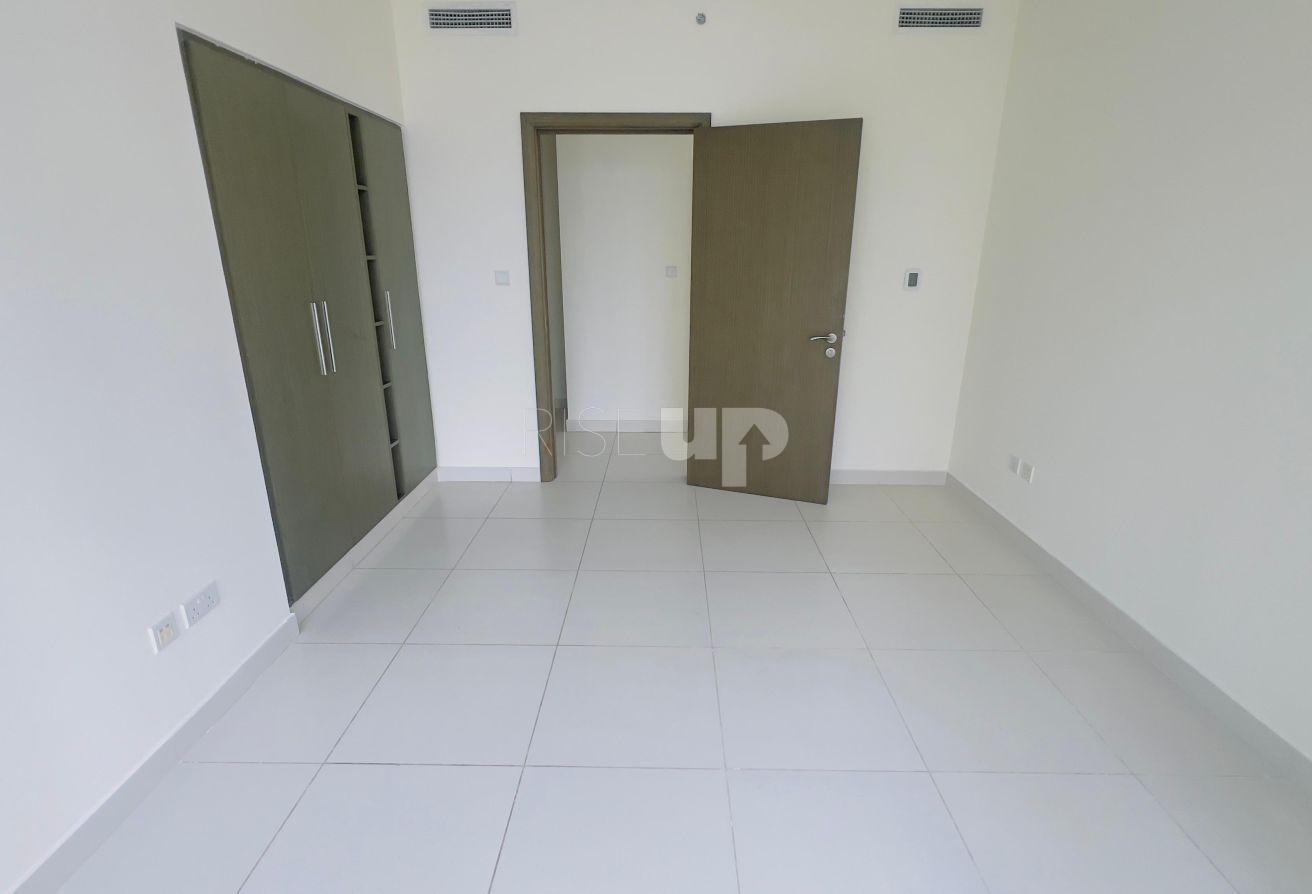 Unfurnished | Spacious Apartment | Vacant photo 3