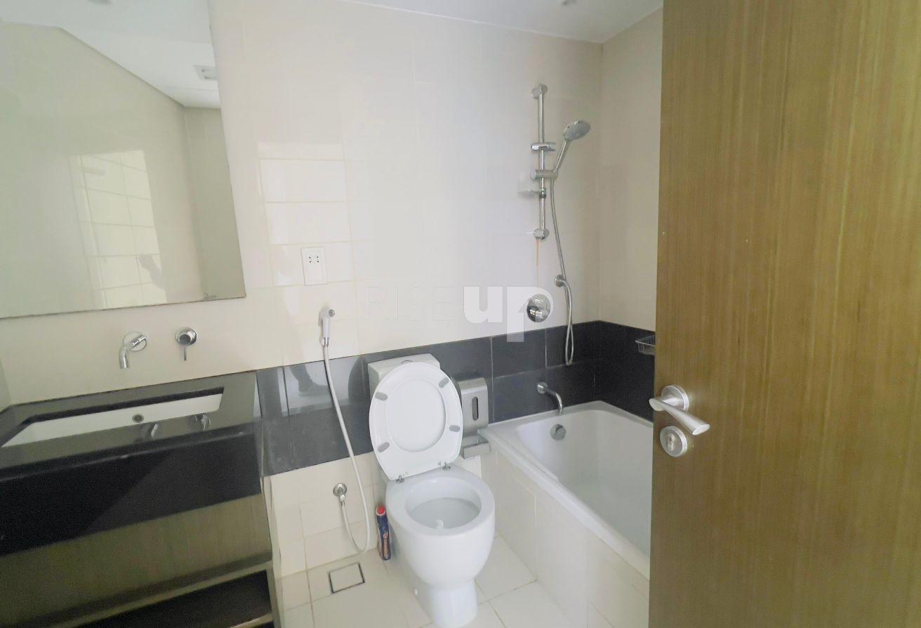 Unfurnished | Spacious Apartment | Vacant photo 10
