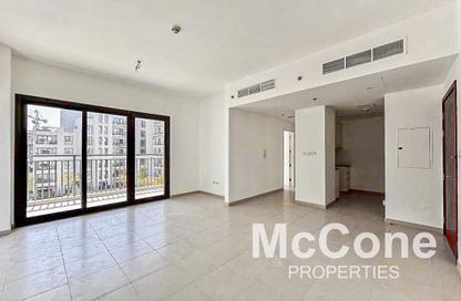 Apartment - 3 - 3 for rent in Zahra Apartments 2B - Zahra Apartments 2 - Zahra Apartments - Town Square - Dubai