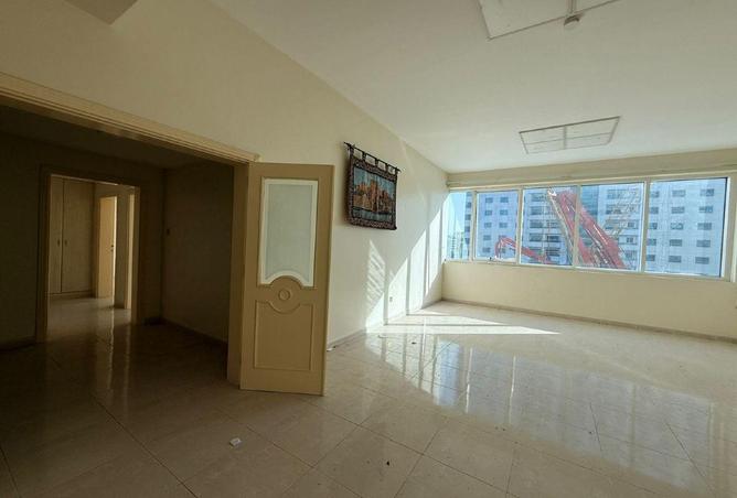 64029179 - Property Main Image