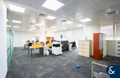 Office Space - Studio for sale in Vision Tower - Business Bay - Dubai