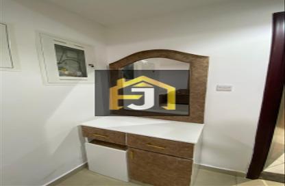 شقة - 1 حمام للبيع في مساكن كورنيش عجمان - طريق كورنيش عجمان - عجمان