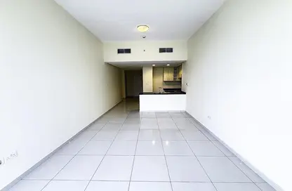 Apartment - 2 Bedrooms - 2 Bathrooms for rent in Golf Horizon - Golf Town - DAMAC Hills - Dubai