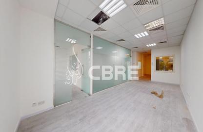 Office Space - Studio - 1 Bathroom for rent in Emaar Business Park Building 2 - Emaar Business Park - Sheikh Zayed Road - Dubai