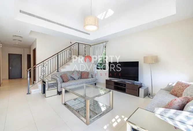 74251608 - Property Image 3
