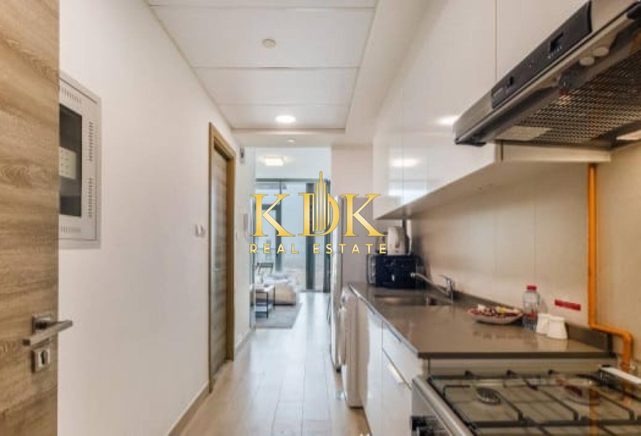 Furnished Studio | Spacious Unit | Community View photo 8