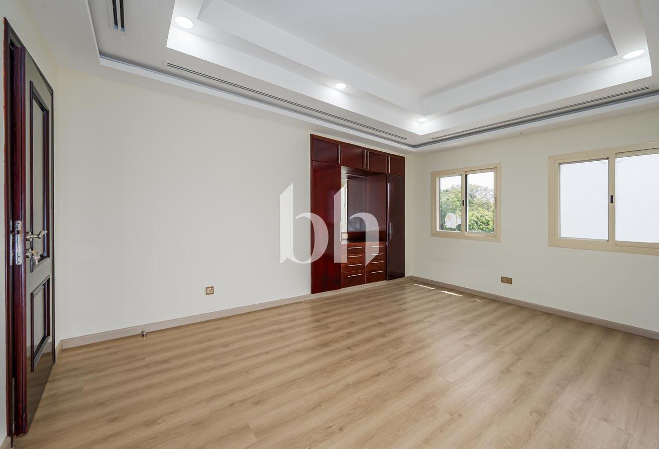 Upgraded & Extended | Lake View | E1 Hattan photo 12