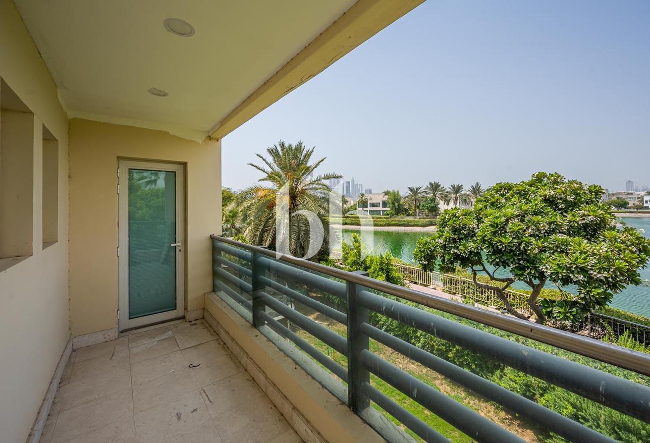 Upgraded & Extended | Lake View | E1 Hattan photo 20