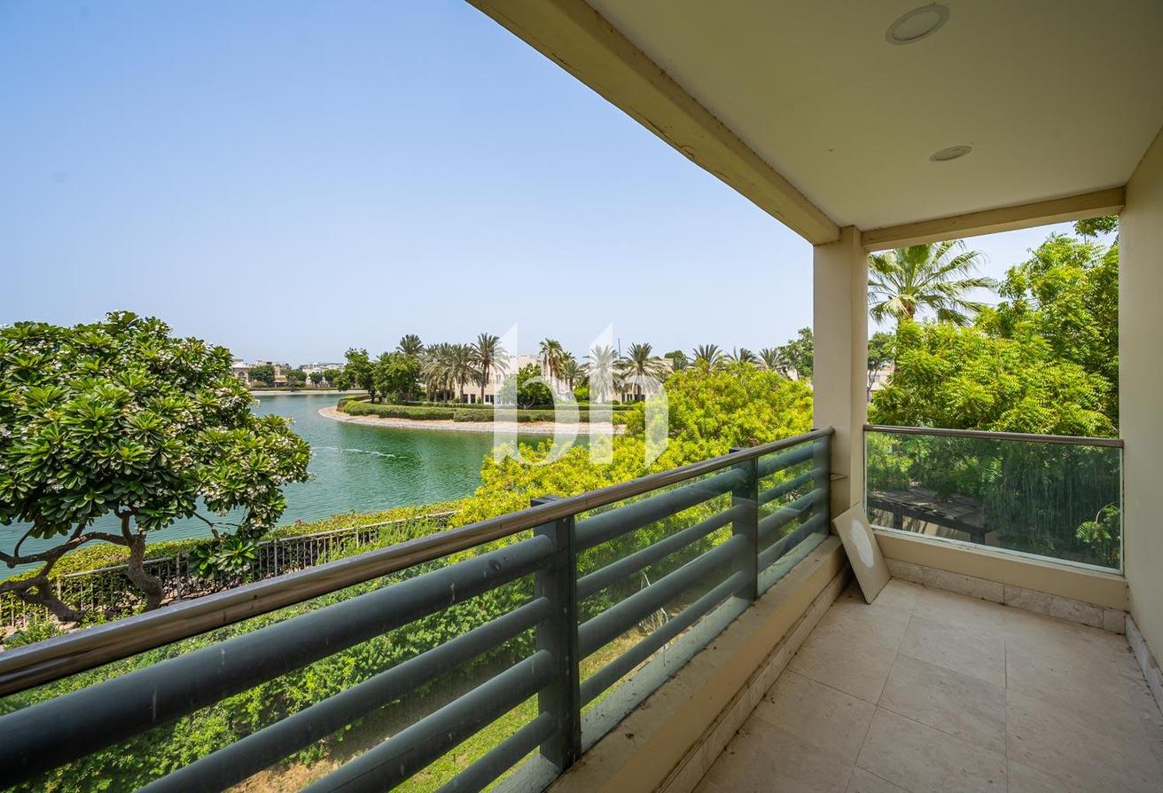 Upgraded & Extended | Lake View | E1 Hattan photo 19