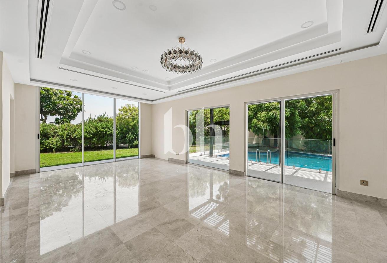 Upgraded & Extended | Lake View | E1 Hattan photo 27
