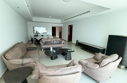 Apartment - 3 Bedrooms - 6 Bathrooms for rent in Emirates Crown - Dubai Marina - Dubai Apartment - 3 Bedrooms - 6 Bathrooms for rent in Emirates Crown - Dubai Marina - Dubai