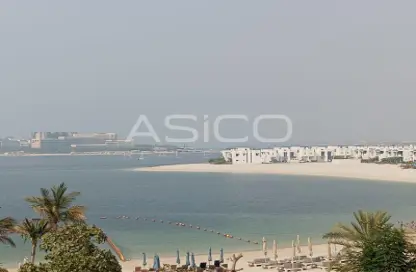 شقة - غرفة نوم - 2 حمامات للبيع في الحصير - مساكن شور لاين - نخلة جميرا - دبي