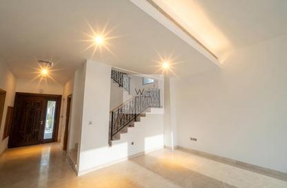 Villa - 5 Bedrooms - 6 Bathrooms for rent in Palma Residences - Palm Jumeirah - Dubai