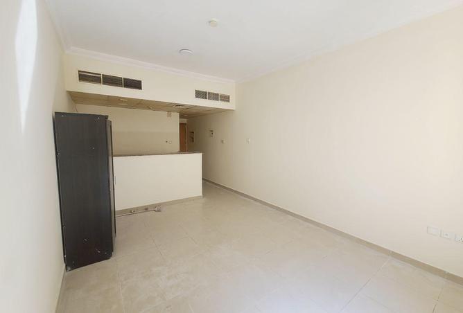 54012502 - Property Image 3