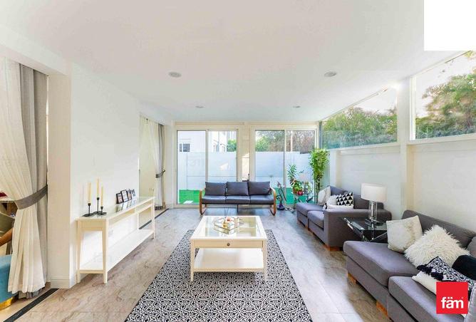 90054849 - Property Image 2