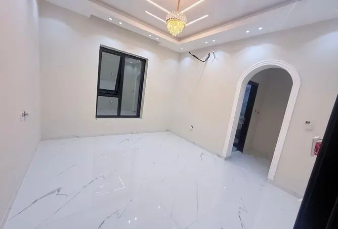 148621385 - Property Image 3