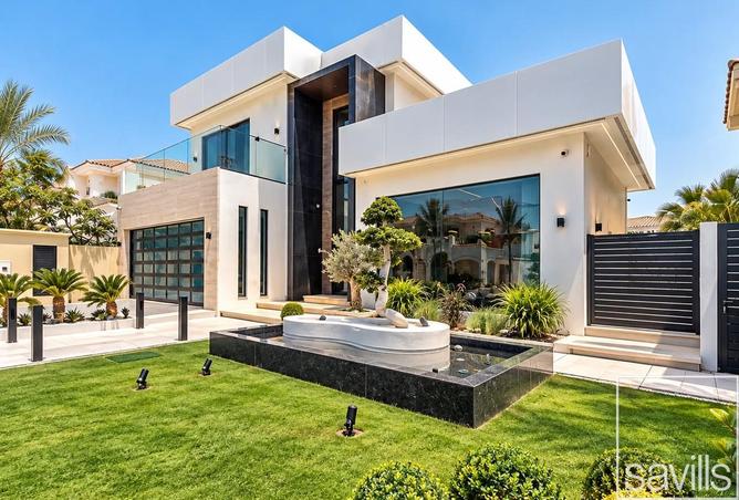 Palm Beachfront | Brand New | Luxury Villa