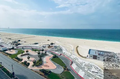 شقة - 3 غرف نوم - 3 حمامات للايجار في مساكن كورنيش عجمان - طريق كورنيش عجمان - عجمان