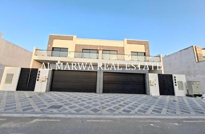 Townhouse - 7+ - 7+ for rent in Tilal City A - Tilal City - Sharjah