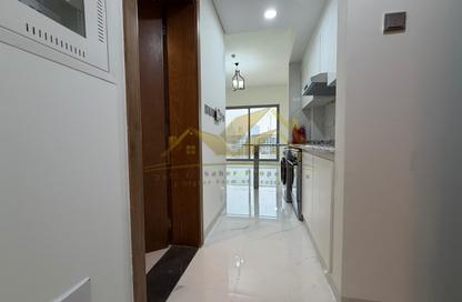 Apartment - Studio - 1 for rent in Jumeirah Garden City - Al Satwa - Dubai