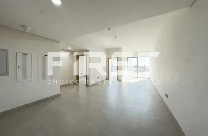 Apartment - 2 Bedrooms - 3 Bathrooms for rent in Radiant Square - City Of Lights - Al Reem Island - Abu Dhabi