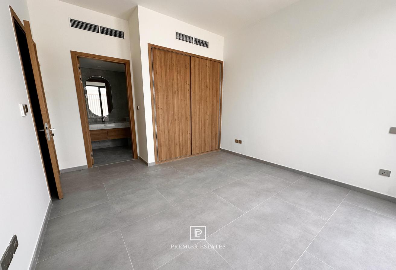 4Beds + Maid | Private Pool | Brand New Villa photo 8