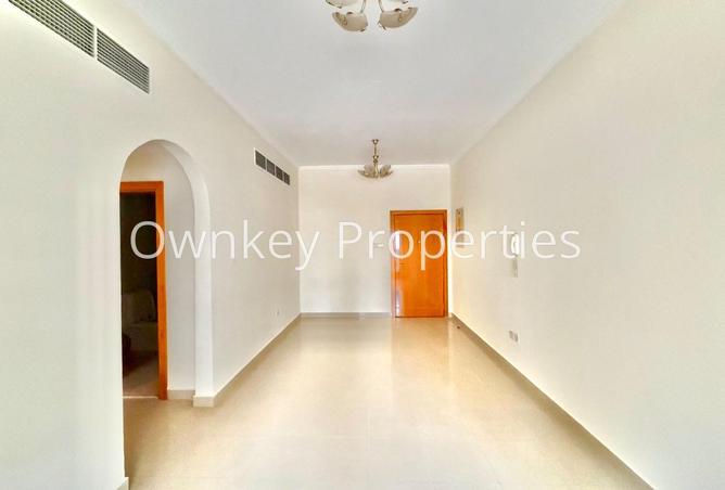 74624063 - Property Image 3