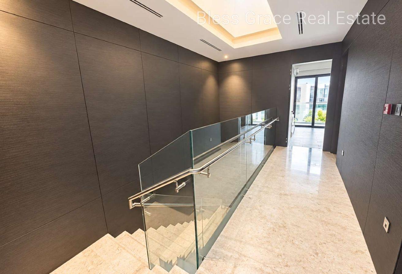 Corner Townhouse|Upgraded|next school|Best Quality photo 11