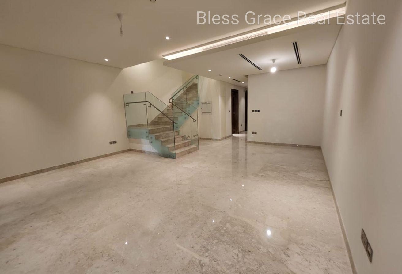 Corner Townhouse|Upgraded|next school|Best Quality photo 7