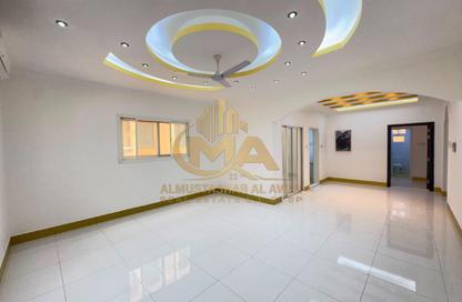 Apartment - 2 Bedrooms - 2 Bathrooms for rent in Al Jurf - Ajman Downtown - Ajman