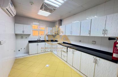 Apartment - 2 Bedrooms - 2 Bathrooms for rent in Al Jurf - Ajman Downtown - Ajman