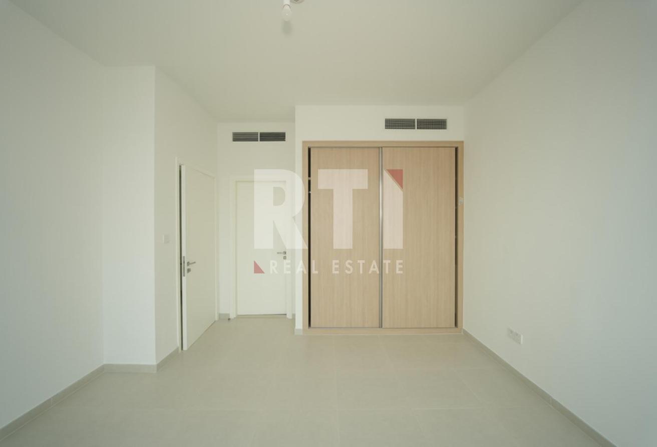 300K FOR 13 Months near to the pool photo 17