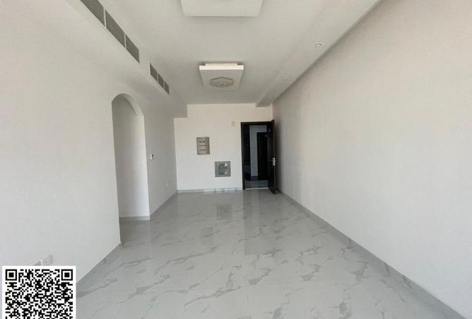 69893129 - Property Image 2