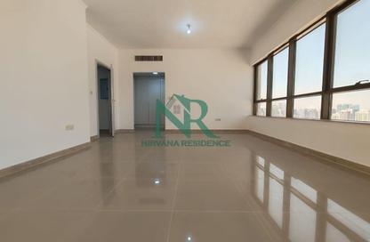 Apartment - 3 Bedrooms - 3 Bathrooms for rent in Al Najda Street - Abu Dhabi